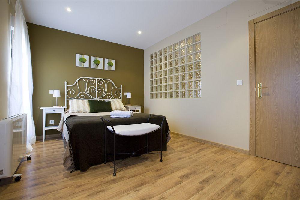 Apartamentos Apr Numancia Madrid Eksteriør billede