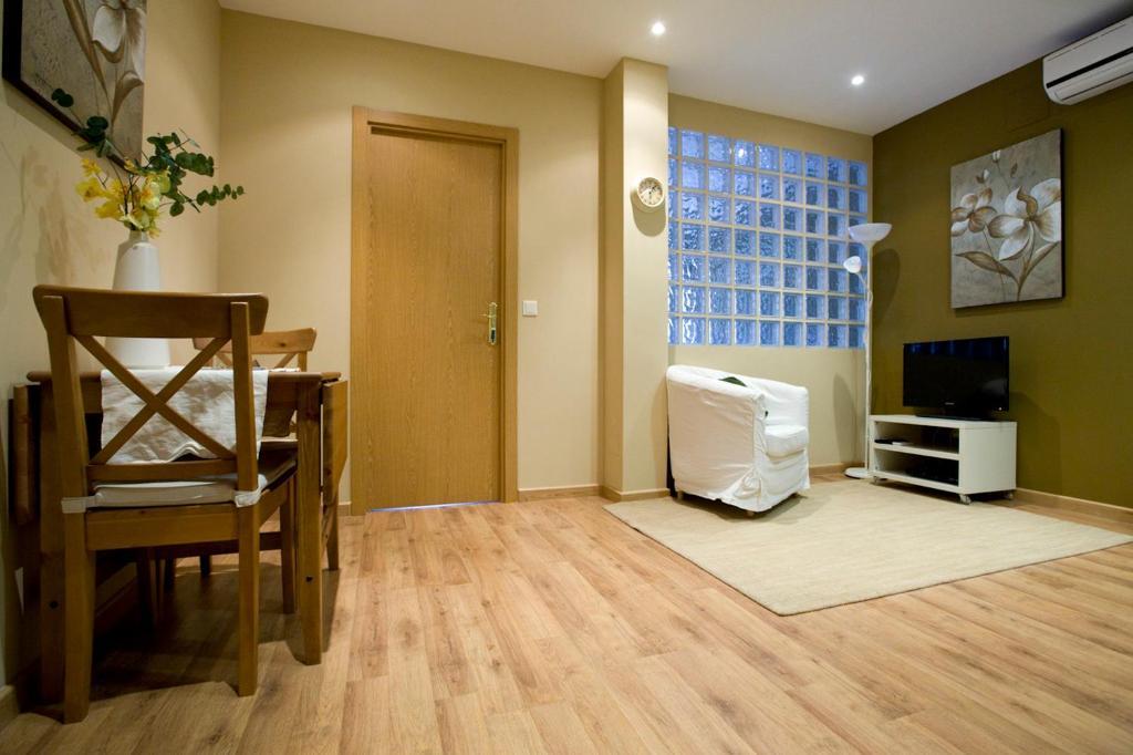 Apartamentos Apr Numancia Madrid Værelse billede