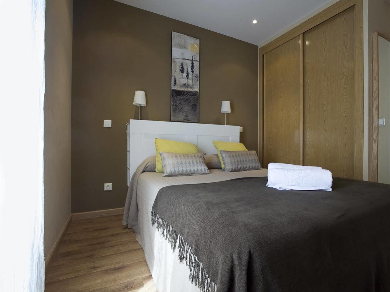 Apartamentos Apr Numancia Madrid Eksteriør billede