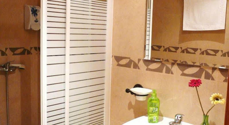 Apartamentos Apr Numancia Madrid Eksteriør billede