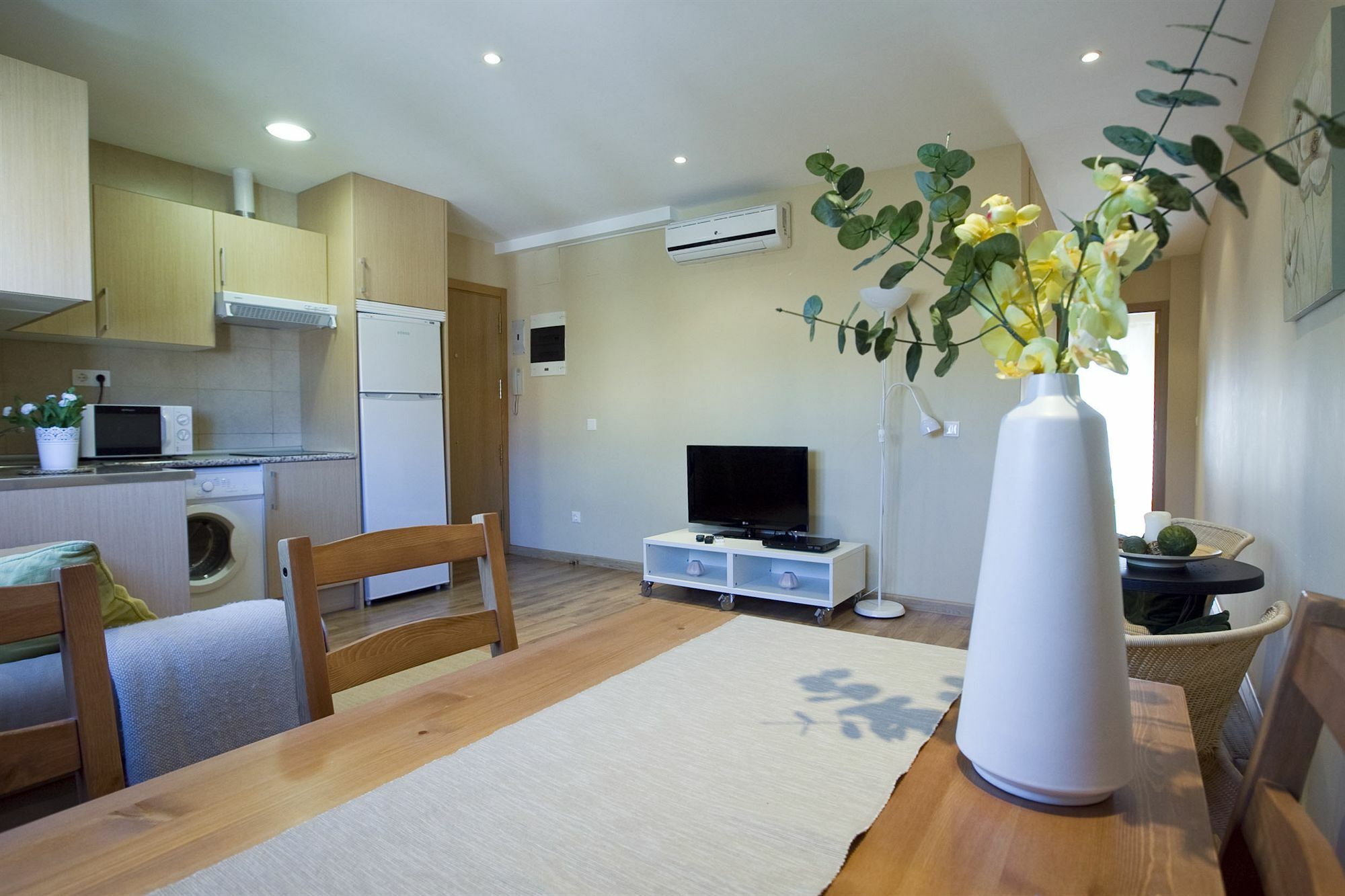 Apartamentos Apr Numancia Madrid Eksteriør billede